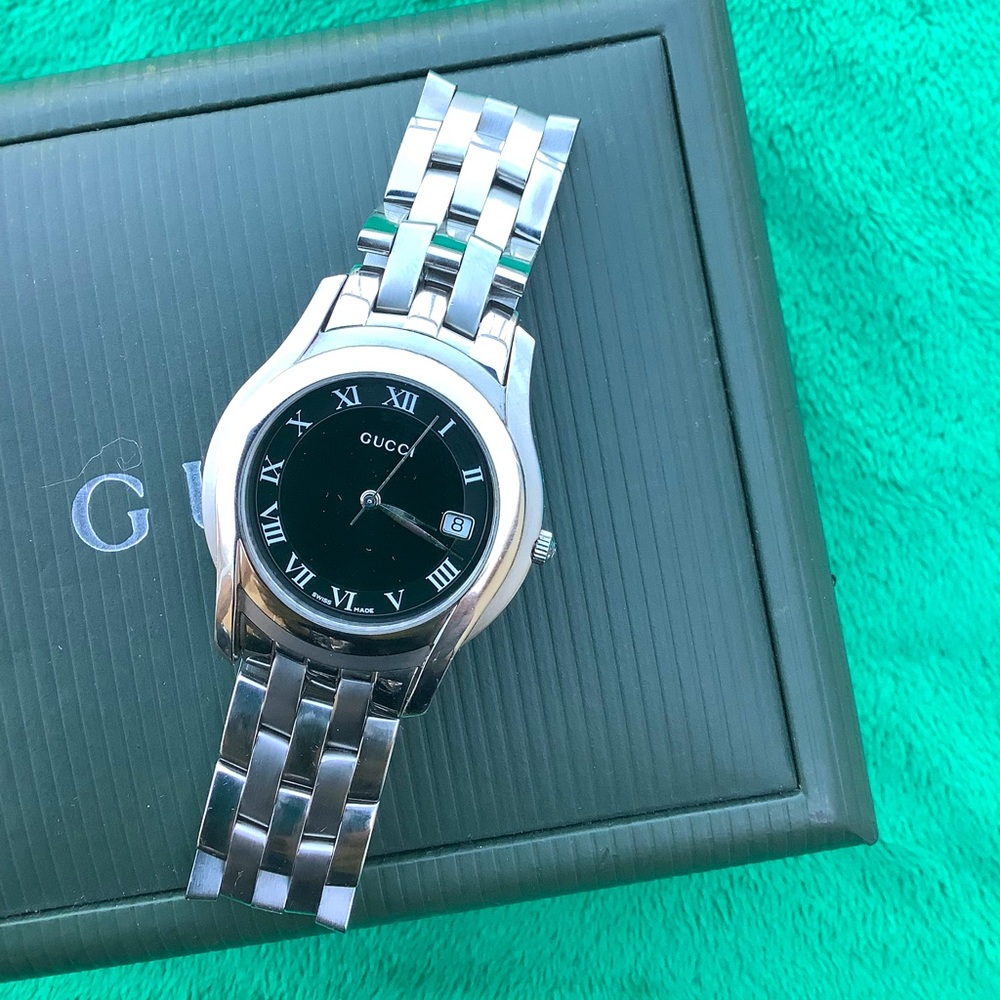 Mens Gucci Stainless Steel watch🖤🤍🖤🤍 - Picture 2 of 11